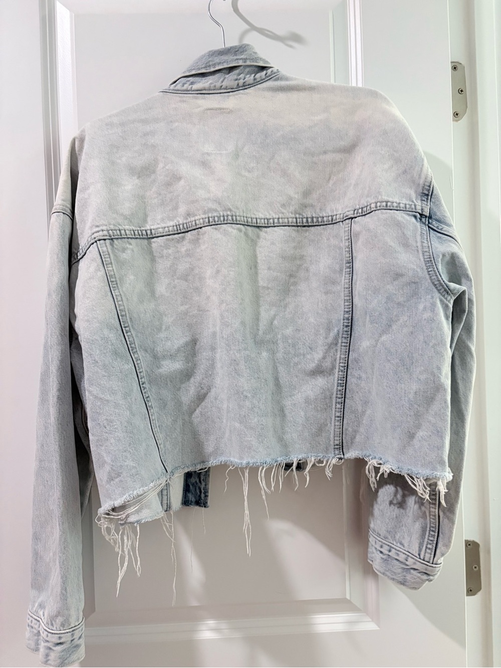 GAP Light Wash Cropped Denim Jacket - Light Blue XL - Picture 6 of 6